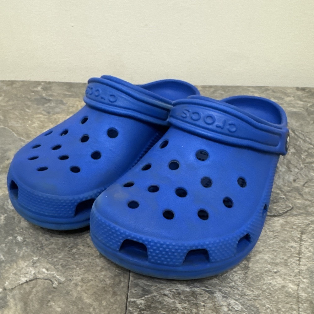 Crocs Classic Clog Unisex Slip On JUNIOR SIZE 3 (J3) Blue FAIR USED